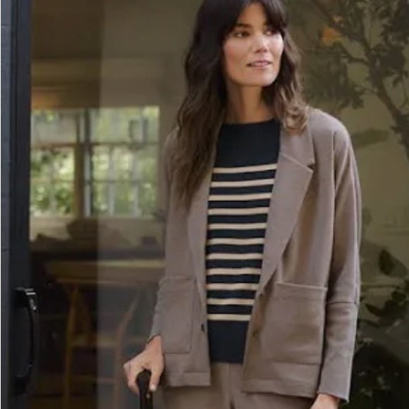 PACT Organic Cotton Airplane Relaxed Blazer Jacket - Picture 2 of 11